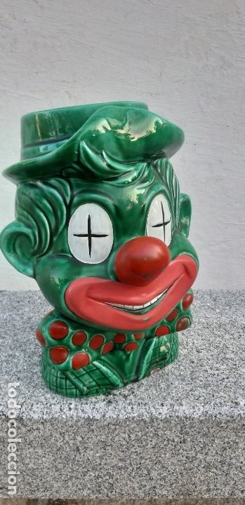 Antig&uuml;edades: Antig&uuml;a caramelera de comercio