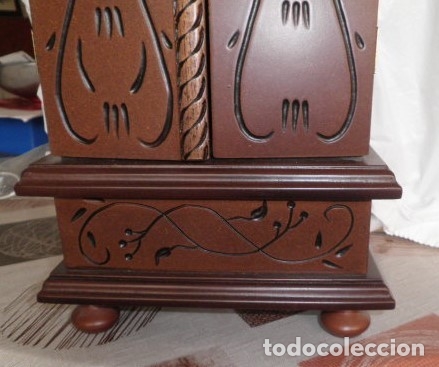 Antig&uuml;edades: CAPILLA DE MADERA PARA IMAGEN RELIGIOSA - Foto 3