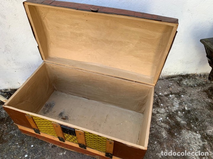 Antig&uuml;edades: BA&Uacute;L DE MADERA Y CHAPA - ANTIGUO - Foto 6