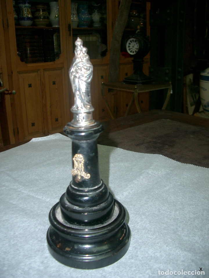 Antig&uuml;edades: Virgen del pilar en plata, peana de madera. - Foto 1