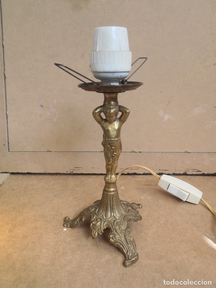 Antig&uuml;edades: LAMPARA MESILLA EN BRONCE - Foto 3