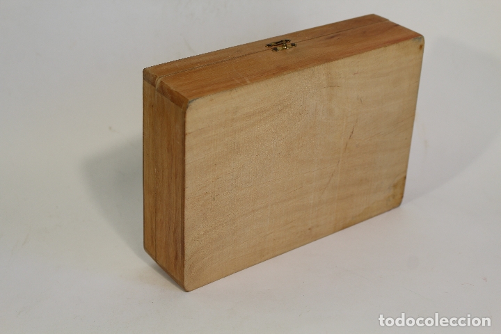 Antig&uuml;edades: caja de madera con geishas - Foto 4