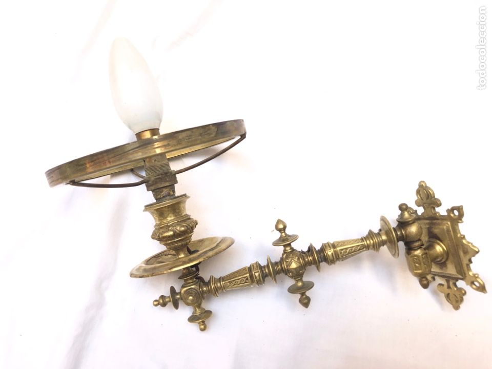 Antig&uuml;edades: Aplique de piano, bronce siglo XIX - Foto 4