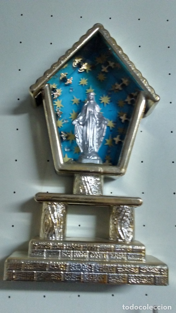 Antig&uuml;edades: 6 CAPILLITAS DE PL&Aacute;STICO CON V&Iacute;RGENES - Foto 5