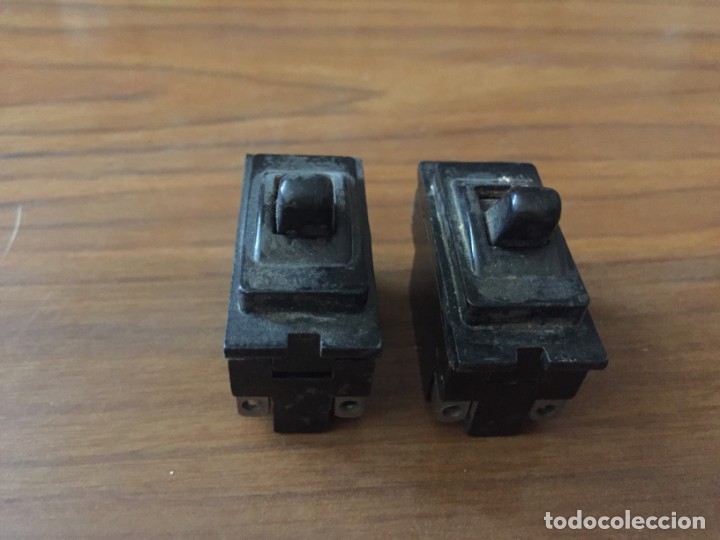 Antig&uuml;edades: LOTE CONJUNTO DE 2 INTERRUPTORES LLAVES DE LA LUZ - Foto 2