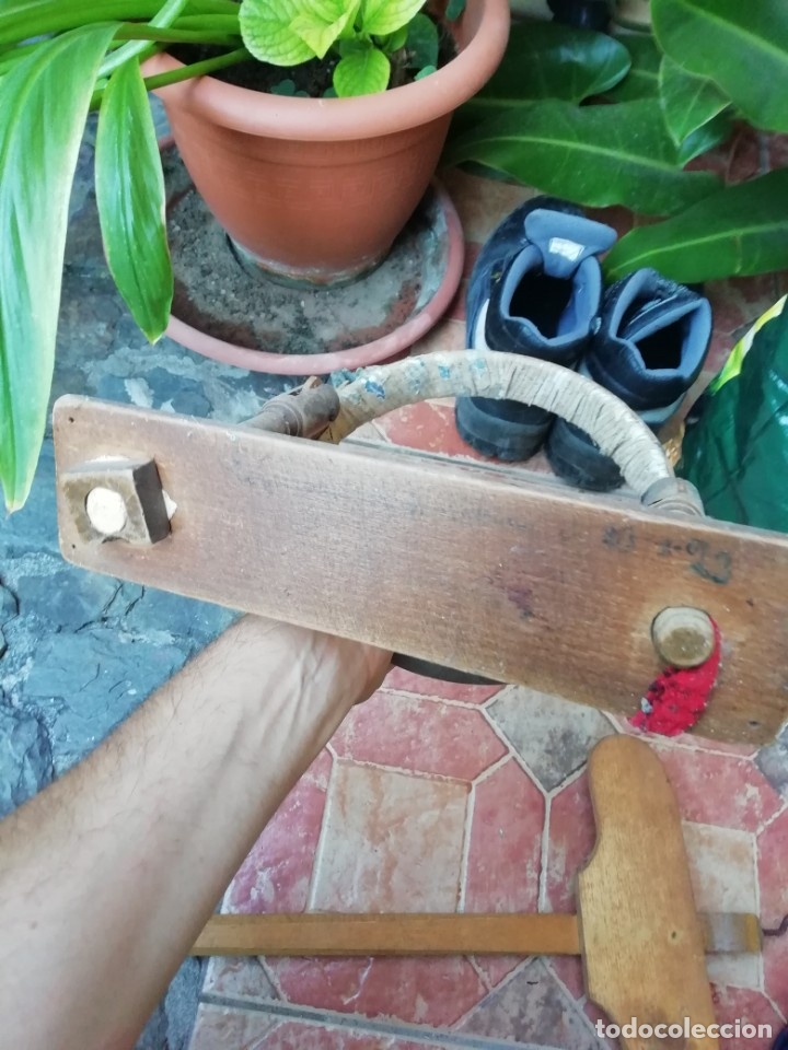 Antig&uuml;edades: Antiguo bastidor para bordar madera - Foto 5