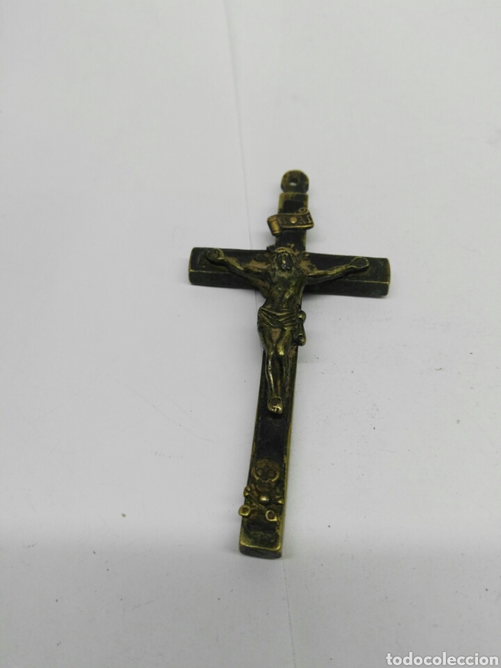 Antig&uuml;edades: Cruz de bronce antigua - Foto 1