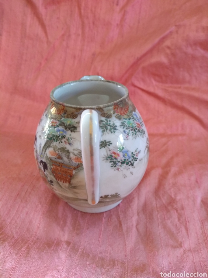 Antig&uuml;edades: Lechera porcelana kutani - Foto 3