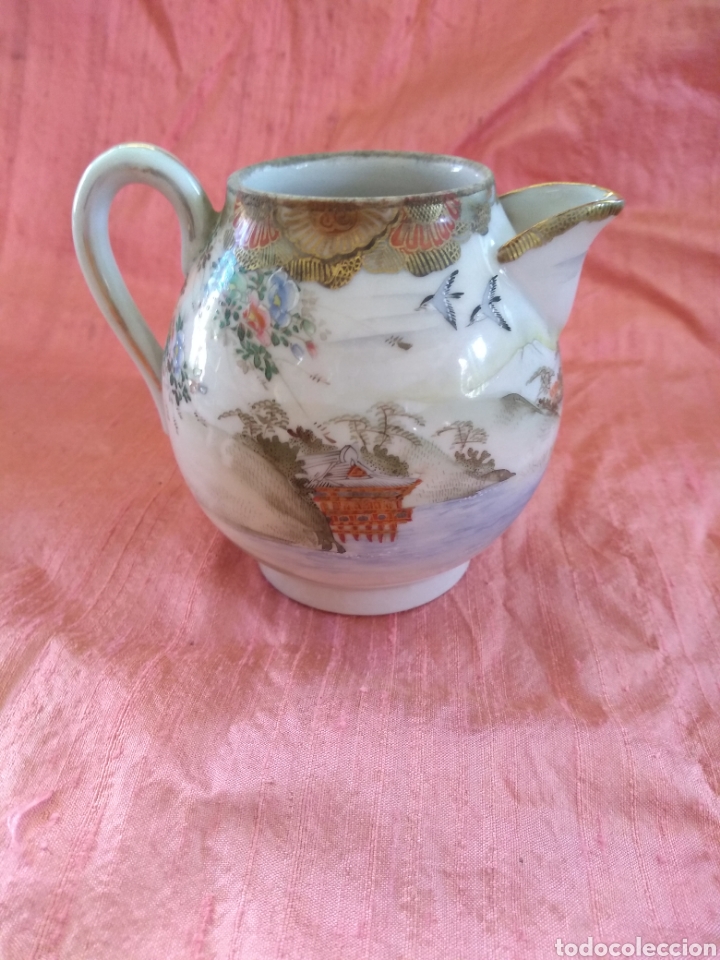 Antig&uuml;edades: Lechera porcelana kutani - Foto 1