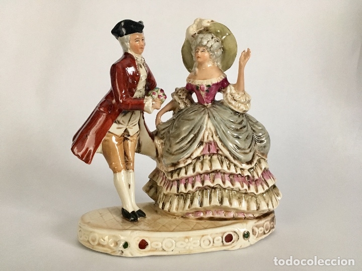 Antig&uuml;edades: Figura de porcelana Hispania