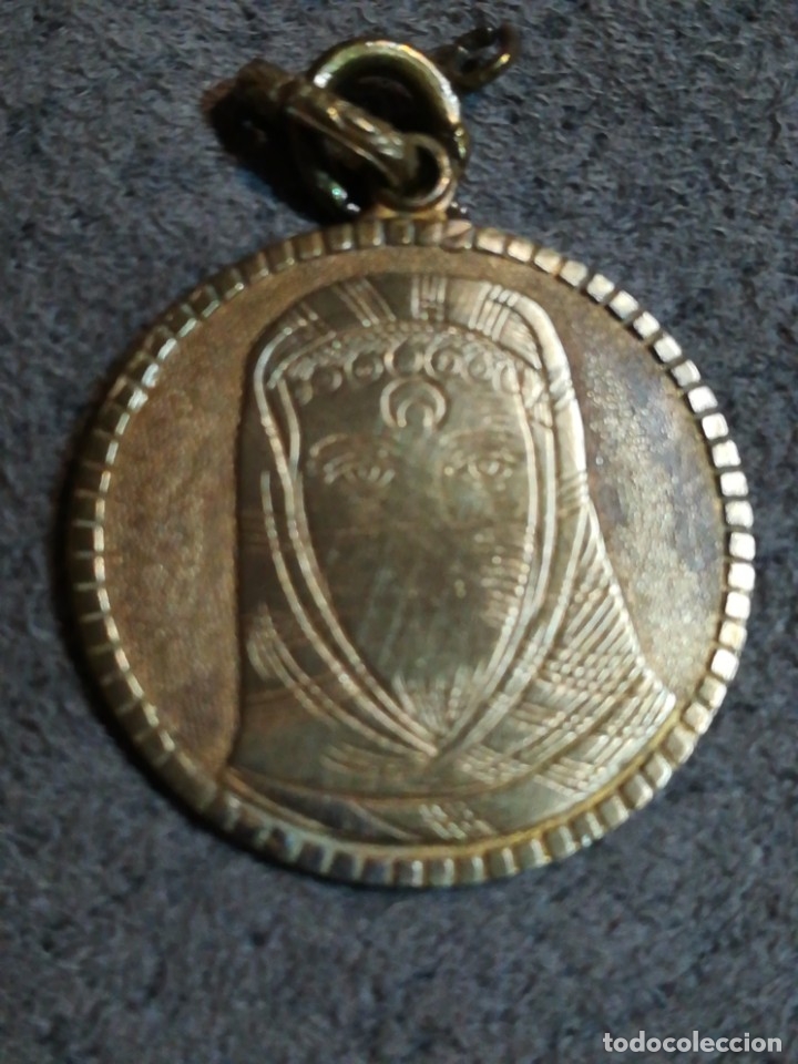 Antig&uuml;edades: Antigua medalla mujer &Aacute;rabe. - Foto 1