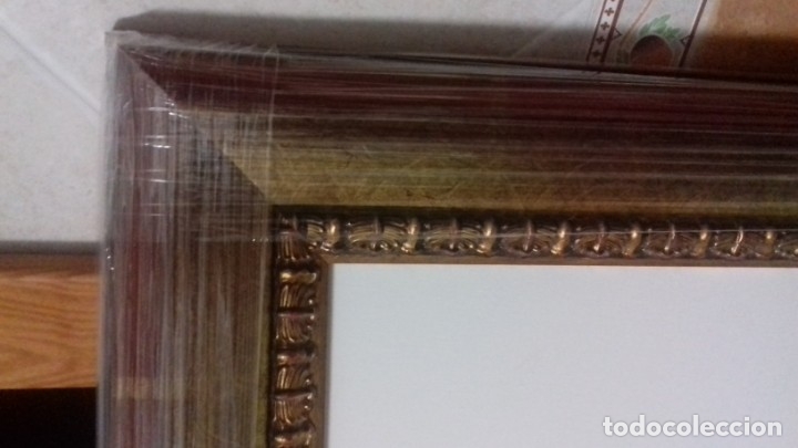 Antig&uuml;edades: EXCELENTE MARCO CON COMPLEMENTO Y LIENZO DE 55X46 - Foto 1