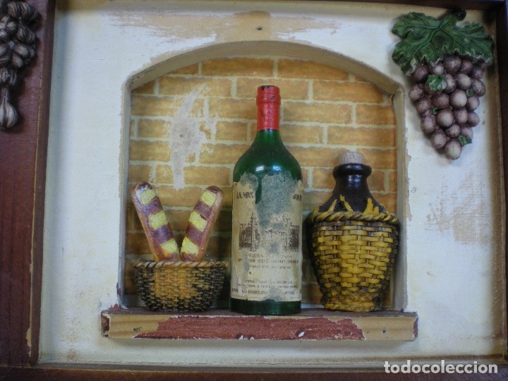Antig&uuml;edades: BODEGON HECHO EN MADERA PARA COLGAR 40X30CM - Foto 2