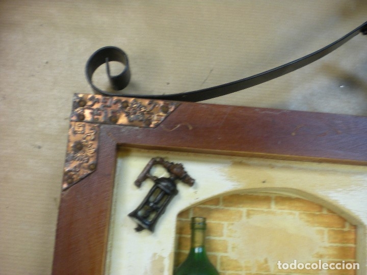 Antig&uuml;edades: BODEGON HECHO EN MADERA PARA COLGAR 40X30CM - Foto 6