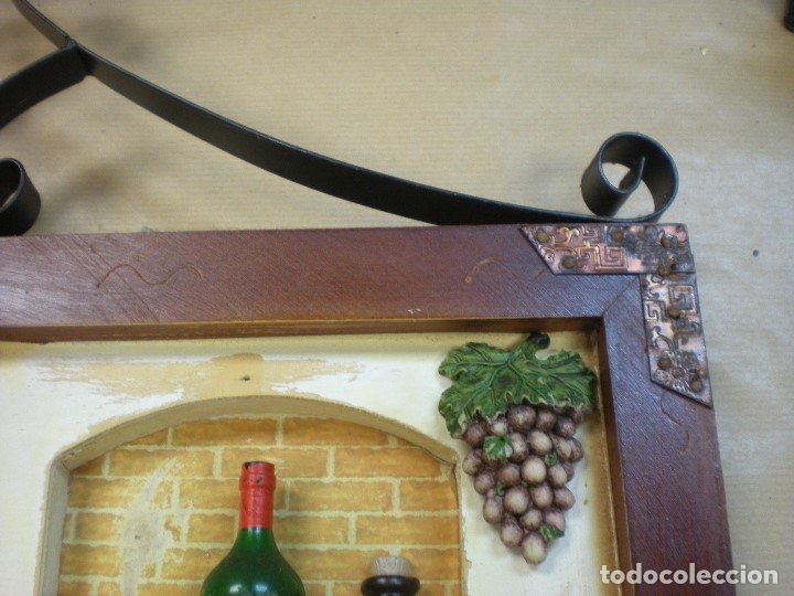 Antig&uuml;edades: BODEGON HECHO EN MADERA PARA COLGAR 40X30CM - Foto 7