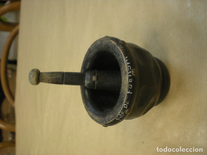 Antig&uuml;edades: ALMIREZ EN MADERA Y TACHUELAS H9CM D8CM - Foto 3