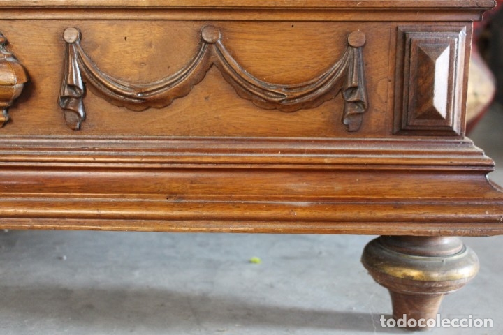 Antig&uuml;edades: C&oacute;moda con espejo realizada en Roble , siglo XIX. - Foto 13