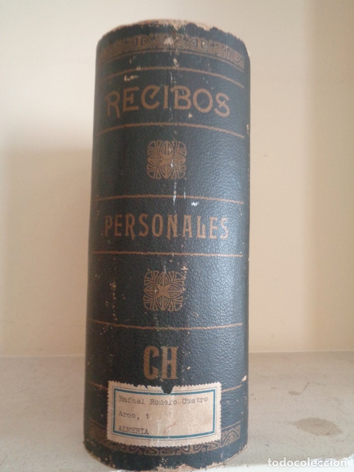 Antig&uuml;edades: CAJA CON FORMA DE LIBRO - Foto 1