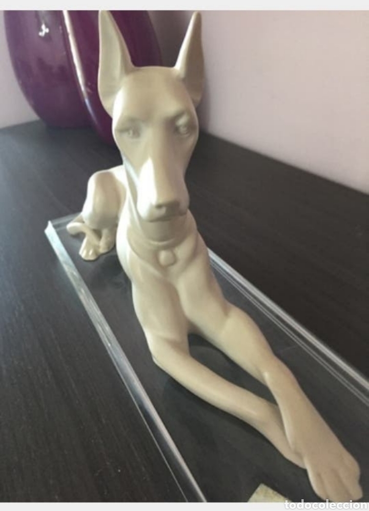 Antig&uuml;edades: FIGURA PERROS DOBERMAN - Foto 2