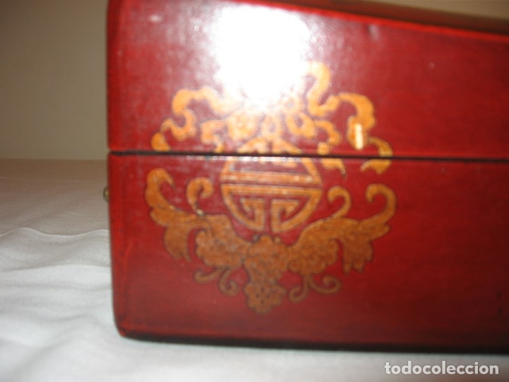 Antig&uuml;edades: Caja con decoraci&oacute;n de tem&aacute;tica china - Foto 4