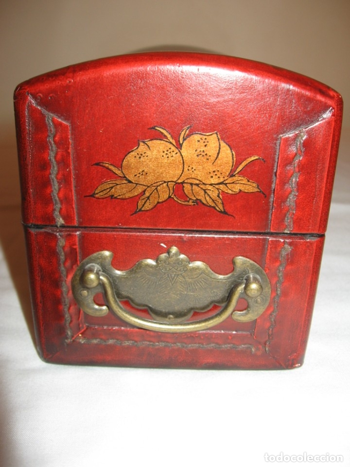 Antig&uuml;edades: Caja con decoraci&oacute;n de tem&aacute;tica china - Foto 7