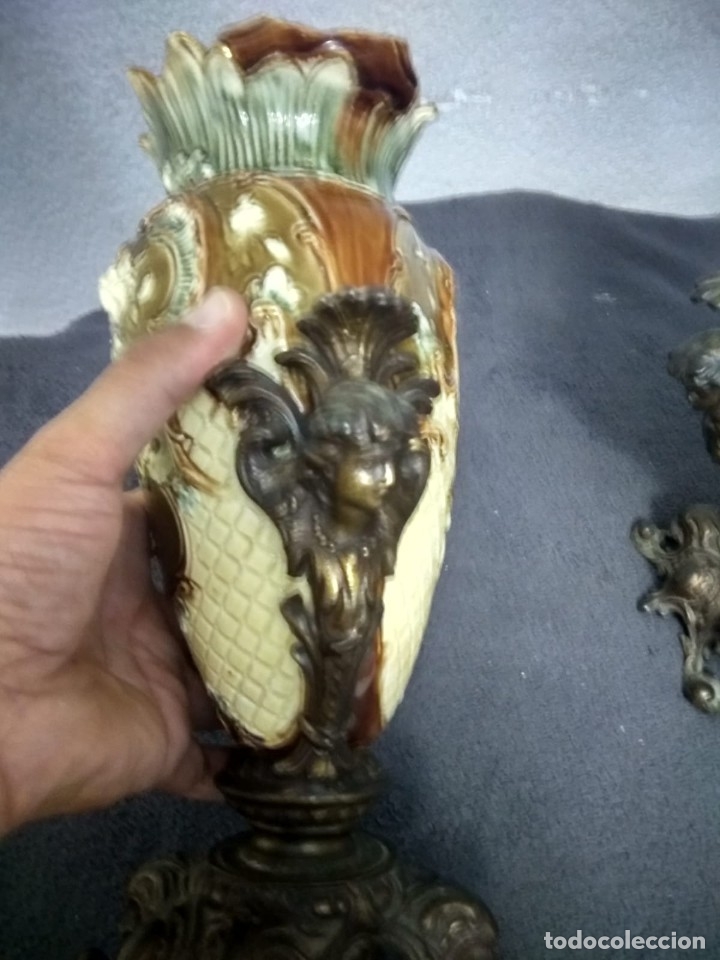 Antig&uuml;edades: Preciosa pareja de floreros - Foto 3