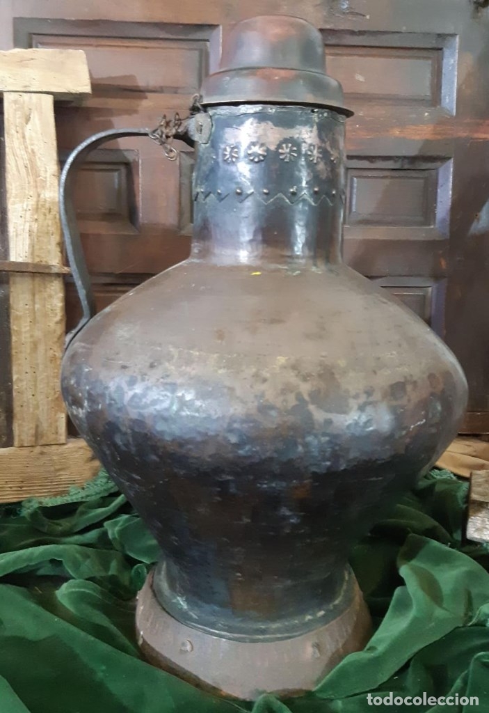 Antig&uuml;edades: ANFORA ANTIGUA DE COBRE DE GUADALUPE CREO DE 45 CMS. DE ALTURA X 30 CMS. DE DIAMETRO