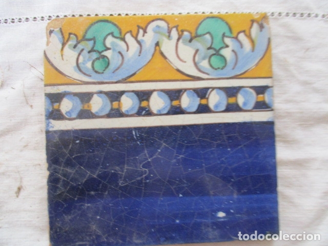Antig&uuml;edades: azulejo Ramos rejano pintado - Foto 1