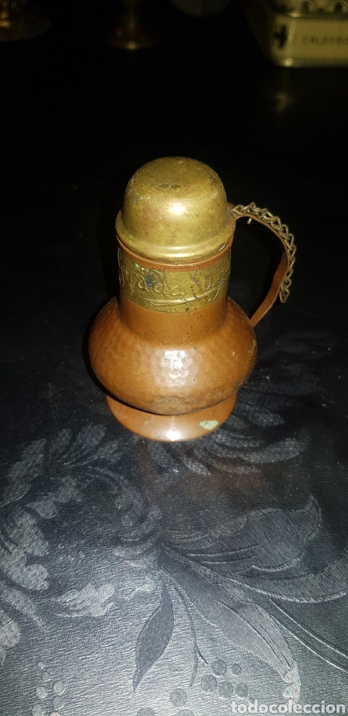 Antig&uuml;edades: Chocolatera de bronce recuerdo de guadalupe - Foto 1
