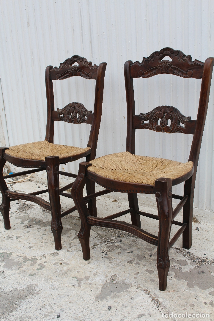 Antig&uuml;edades: pareja de sillas en madera y enea - Foto 7