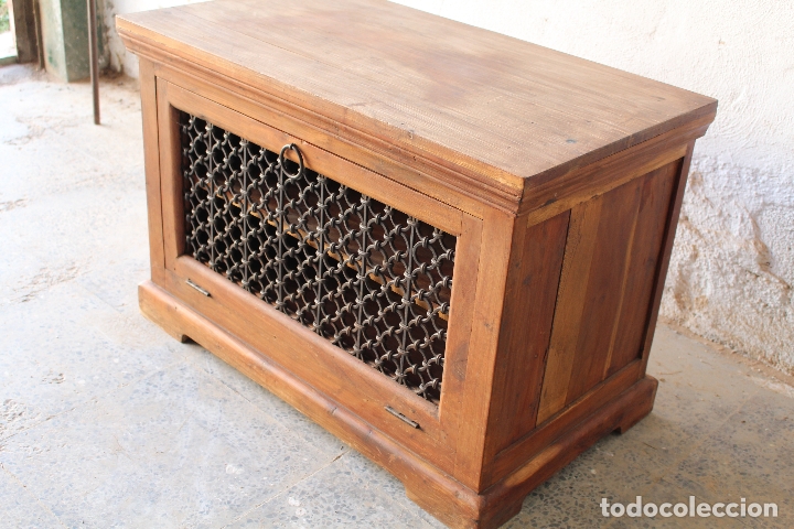 Antig&uuml;edades: mueble auxiliar en madera y hierro - Foto 4