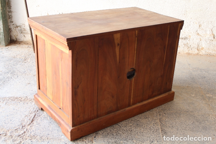 Antig&uuml;edades: mueble auxiliar en madera y hierro - Foto 5