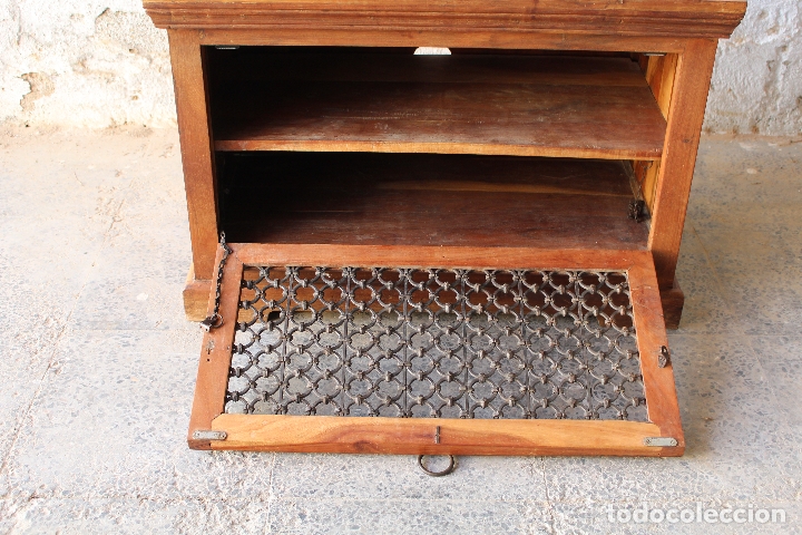 Antig&uuml;edades: mueble auxiliar en madera y hierro - Foto 8