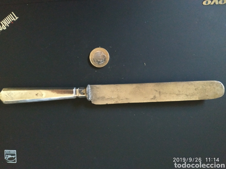 Antig&uuml;edades: Antiguo cuchillo de comida con mango de plata ,creo - Foto 1