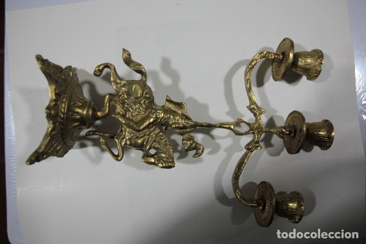 Antig&uuml;edades: PAREJA PORTAVELAS BRONCE - Foto 5