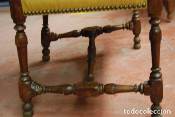 Antig&uuml;edades: Sill&oacute;n tapizado en ocre amarillo - Foto 3