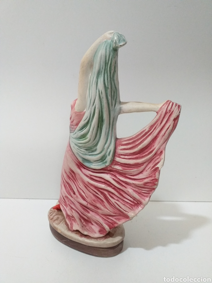 Antig&uuml;edades: Bailarina de cer&aacute;mica - Foto 2