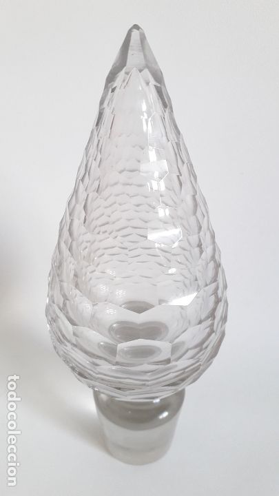 Antig&uuml;edades: Enorme tap&oacute;n de botella, doble cristal tallado. 22 cm.