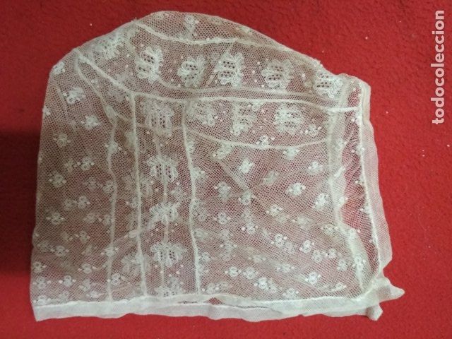 Antig&uuml;edades: ANTIGUO GORRO DE BEBE EN ENCAJE - Foto 1