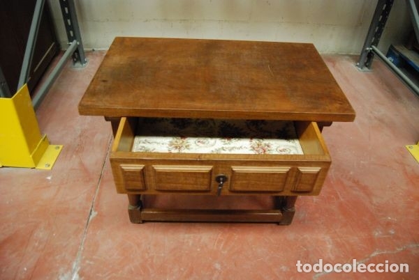 Antig&uuml;edades: Mesa baja de madera rectangular en estilo castellano con un caj&oacute;n - Foto 2