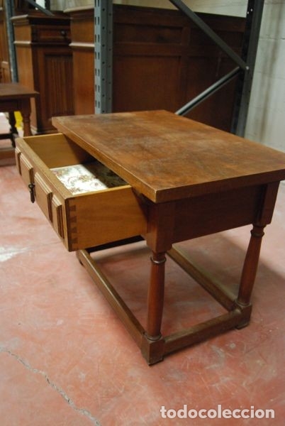 Antig&uuml;edades: Mesa baja de madera rectangular en estilo castellano con un caj&oacute;n - Foto 3