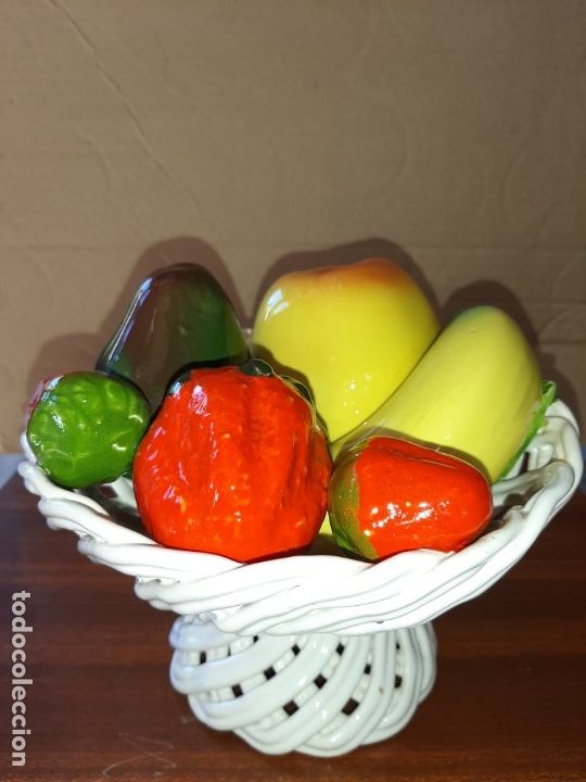 Antig&uuml;edades: Frutero centro mesa Manises - Foto 1