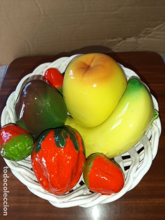 Antig&uuml;edades: Frutero centro mesa Manises - Foto 2