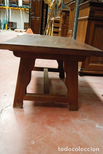 Antig&uuml;edades: Mesa baja de madera rectangular en estilo castellano - Foto 3