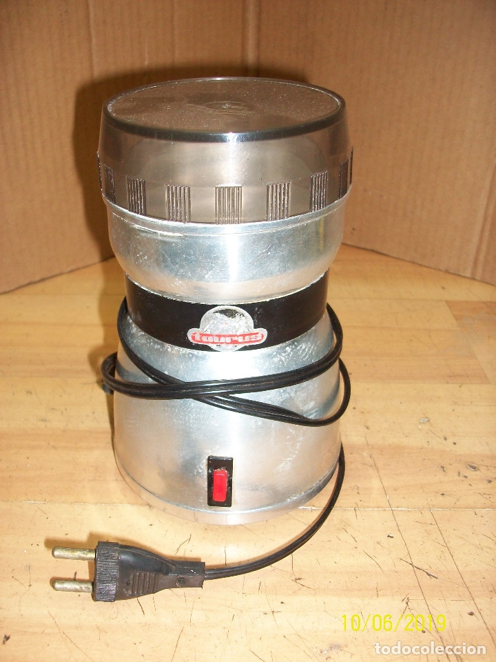 Antig&uuml;edades: MOLINILLO TAUROS-220 W-FUNCIONA - Foto 1