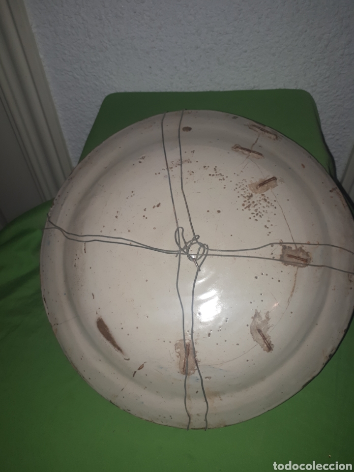 Antig&uuml;edades: Gran plato con grapas principios del S XIX - Foto 5