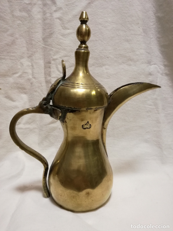 Antig&uuml;edades: 2 CAFETERA / TETERA ARABE DALLAH DE BRONCE / LATON - CON SELLOS - Foto 16