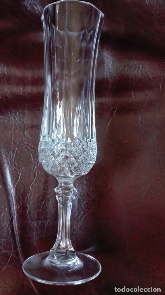 Antig&uuml;edades: Copa de cristal tallado - Foto 1