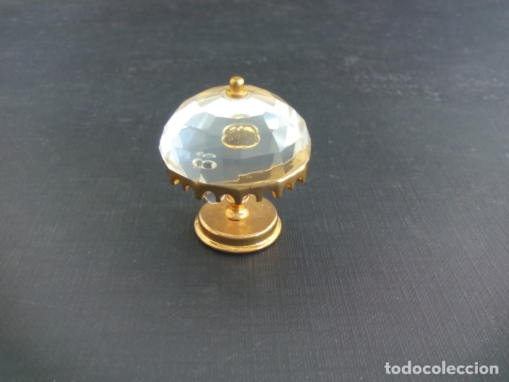 Antiquit&auml;ten: LAMPARA DE SOBREMESA. MINIATURA DE CRISTAL, CON DETALLES DORADOS, DECORACI&Oacute;N, CASA MU&Ntilde;ECAS...