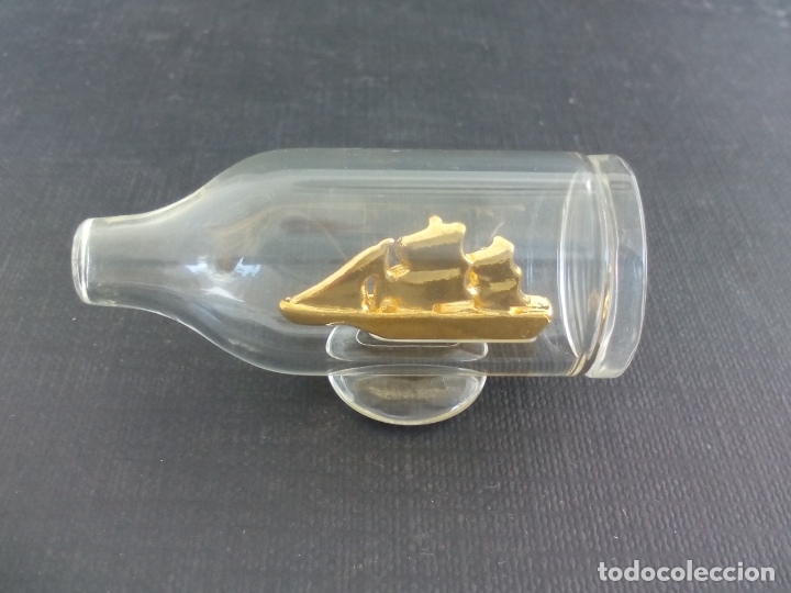 Antiquit&auml;ten: BARCO DENTRO DE BOTELLA, MINIATURA DE CRISTAL, CON DETALLES DORADOS, DECORACI&Oacute;N, CASA MU&Ntilde;ECAS..